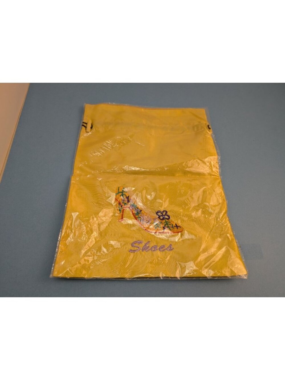 Yellow Satin Embroidered Shoe Holder Protection Bag Dust Cover NEW